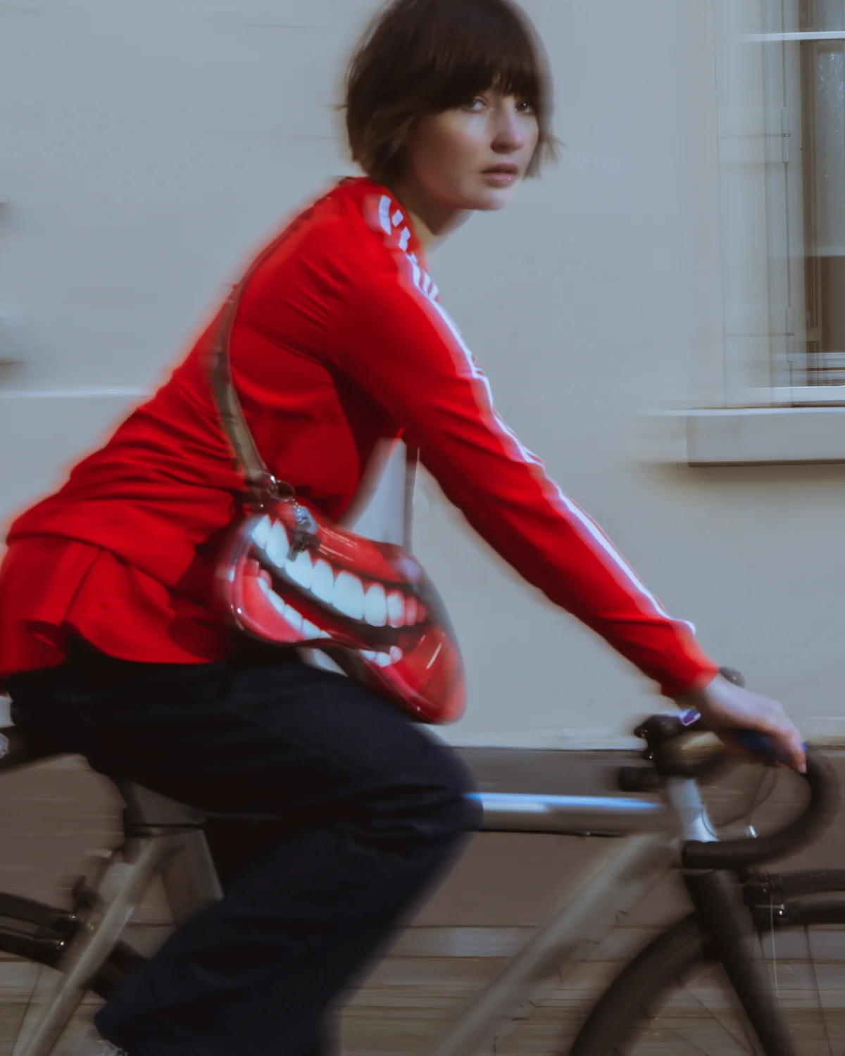 Photo the forumist magazine PÉNIBLE  par Eddy Soilihi - Image 2